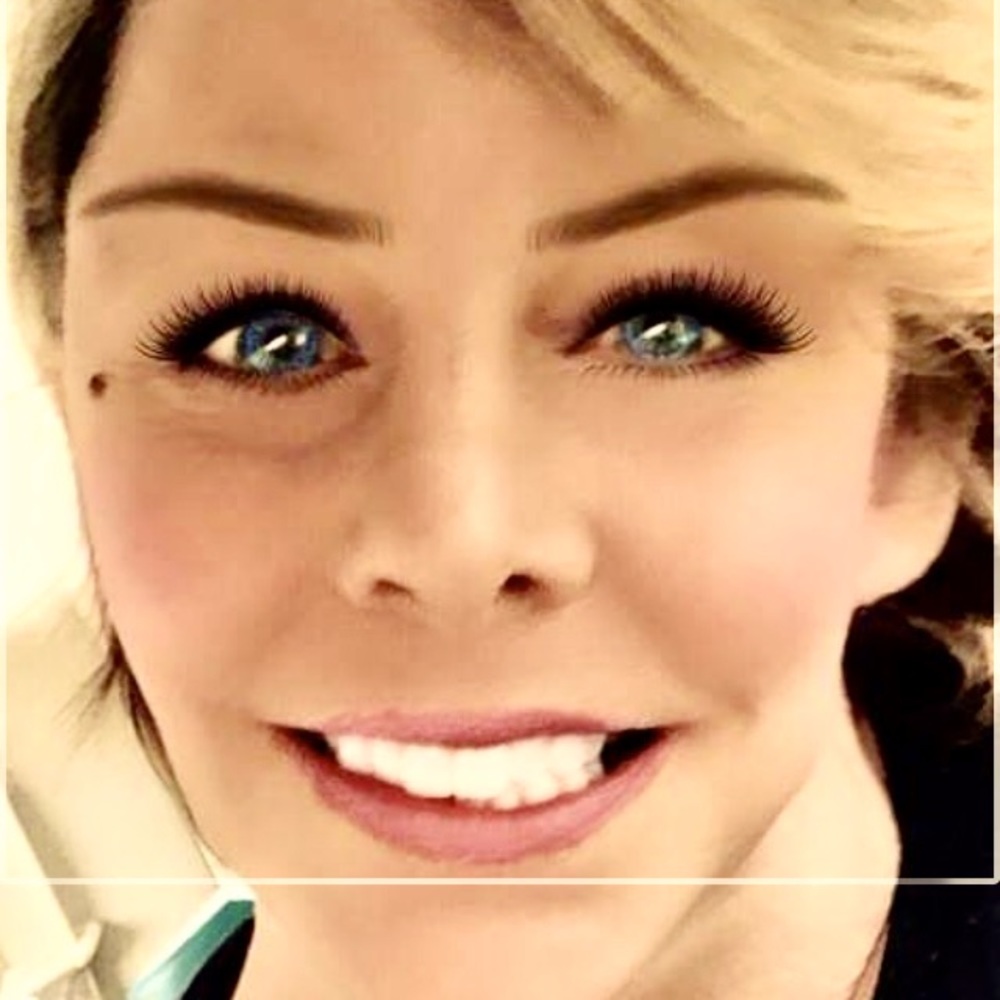 Meet your Posher, Lisa